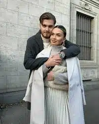 عشقت طفلتي