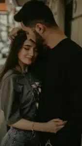 اسير في شرار الحب